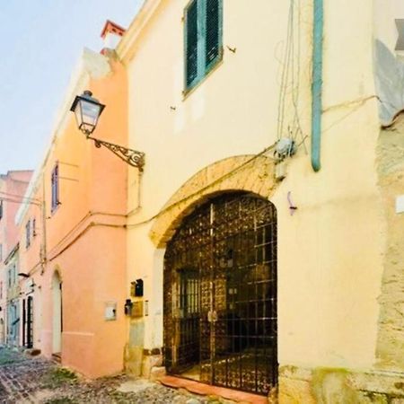 Wonderful Apartment In Old Alghero Zewnętrze zdjęcie
