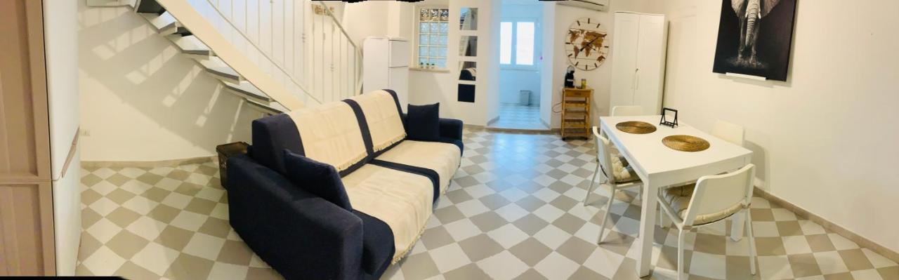 Wonderful Apartment In Old Alghero Zewnętrze zdjęcie